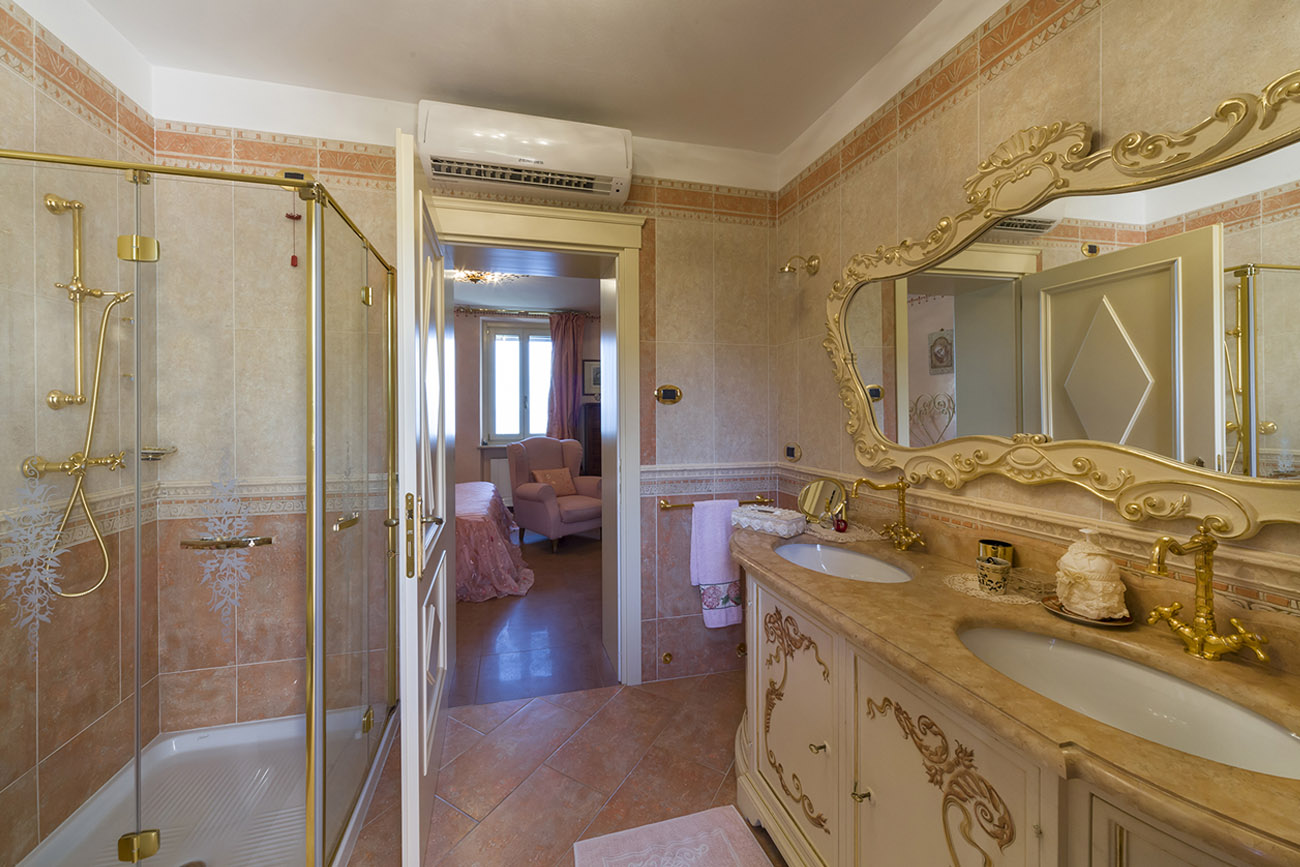 Villa di pregio a Sirmione (BS)